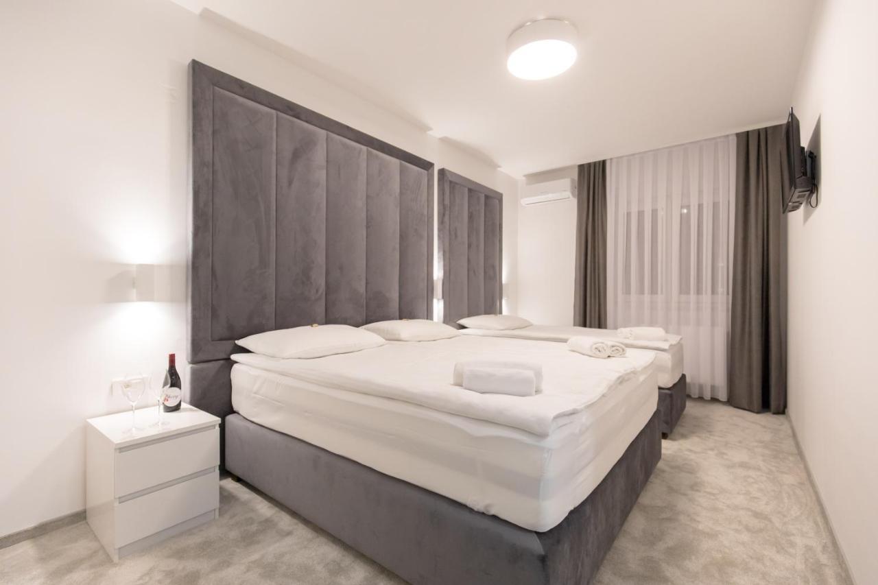 Apartmani I Sobe Pejacevic Eszék Kültér fotó